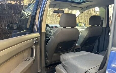 Volkswagen Touran III, 2004 год, 455 000 рублей, 9 фотография