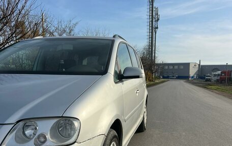 Volkswagen Touran III, 2004 год, 470 000 рублей, 4 фотография