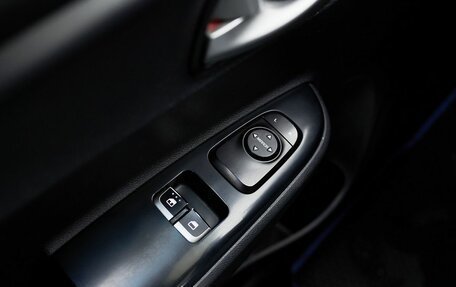 KIA Rio IV, 2018 год, 1 050 000 рублей, 10 фотография