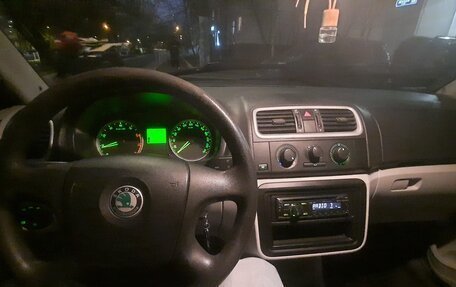 Skoda Fabia II, 2008 год, 310 000 рублей, 1 фотография