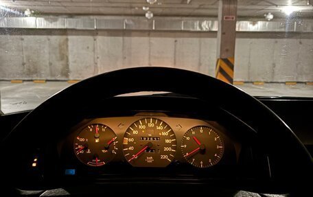 Mercedes-Benz W124, 1988 год, 300 000 рублей, 7 фотография