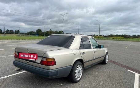 Mercedes-Benz W124, 1988 год, 300 000 рублей, 2 фотография