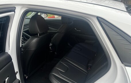 Hyundai Avante, 2021 год, 2 210 000 рублей, 16 фотография