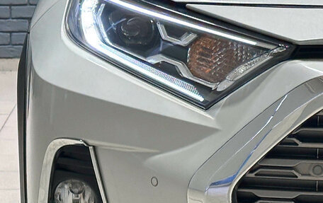 Toyota RAV4, 2019 год, 3 367 000 рублей, 9 фотография