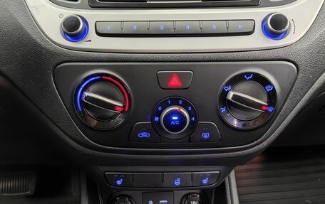 Hyundai Solaris II рестайлинг, 2018 год, 1 280 000 рублей, 10 фотография