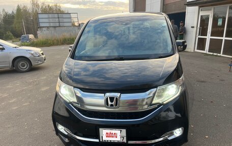 Honda Stepwgn IV, 2017 год, 2 200 000 рублей, 2 фотография