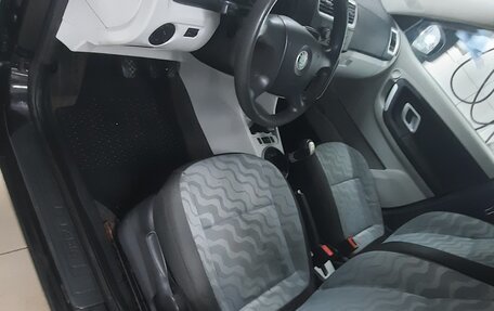 Skoda Fabia II, 2008 год, 310 000 рублей, 24 фотография