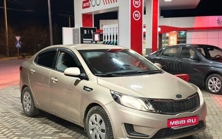 KIA Rio III рестайлинг, 2012 год, 700 000 рублей, 2 фотография