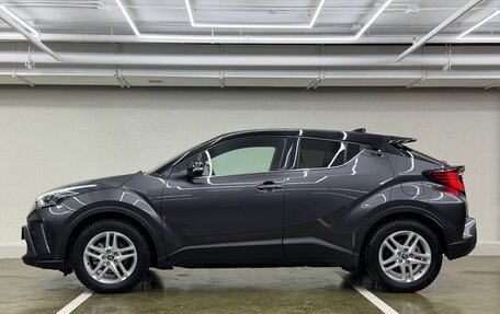 Toyota C-HR I рестайлинг, 2022 год, 2 695 000 рублей, 2 фотография