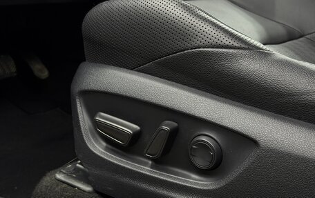 Toyota C-HR I рестайлинг, 2022 год, 2 695 000 рублей, 17 фотография