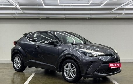 Toyota C-HR I рестайлинг, 2022 год, 2 695 000 рублей, 11 фотография