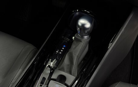 Toyota C-HR I рестайлинг, 2022 год, 2 695 000 рублей, 27 фотография