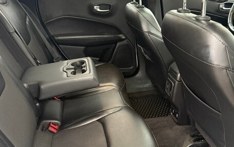 Jeep Compass II, 2018 год, 1 800 000 рублей, 6 фотография