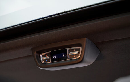 Mercedes-Benz V-Класс, 2019 год, 5 900 000 рублей, 8 фотография