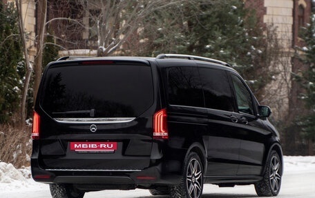 Mercedes-Benz V-Класс, 2019 год, 5 900 000 рублей, 4 фотография