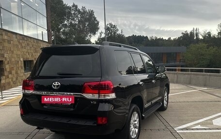 Toyota Land Cruiser 200, 2018 год, 5 390 000 рублей, 4 фотография