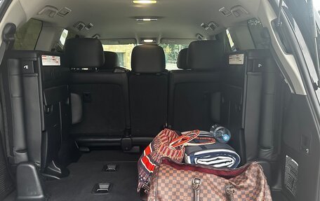 Toyota Land Cruiser 200, 2018 год, 5 390 000 рублей, 10 фотография