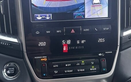 Toyota Land Cruiser 200, 2018 год, 5 390 000 рублей, 18 фотография