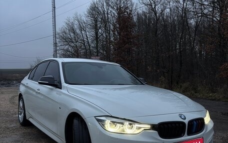 BMW 3 серия, 2016 год, 2 700 000 рублей, 1 фотография