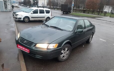 Toyota Camry, 1999 год, 350 000 рублей, 1 фотография