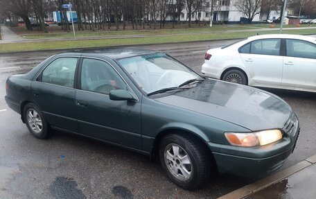 Toyota Camry, 1999 год, 350 000 рублей, 8 фотография