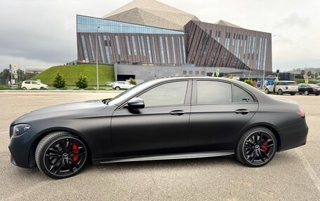 Mercedes-Benz E-Класс AMG, 2023 год, 9 990 000 рублей, 2 фотография