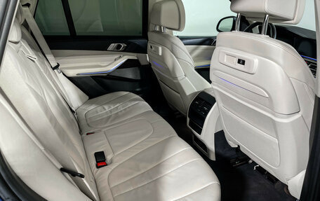 BMW X5, 2019 год, 5 700 000 рублей, 13 фотография