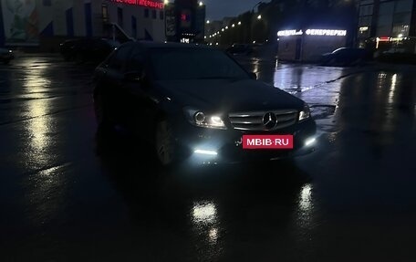 Mercedes-Benz C-Класс, 2011 год, 1 100 000 рублей, 8 фотография