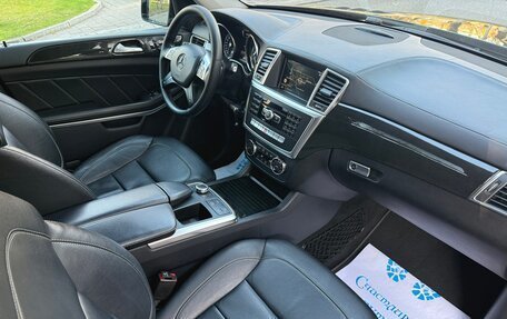 Mercedes-Benz GL-Класс, 2014 год, 3 000 000 рублей, 15 фотография