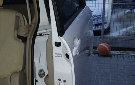 Toyota Sienta I, 2003 год, 649 000 рублей, 4 фотография