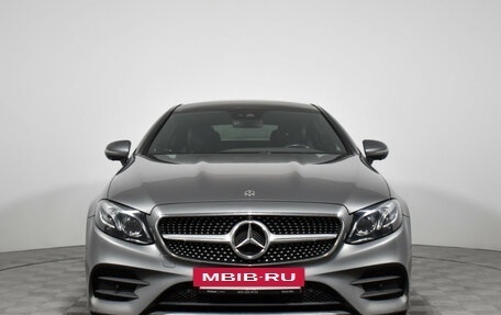 Mercedes-Benz E-Класс, 2017 год, 3 500 000 рублей, 2 фотография