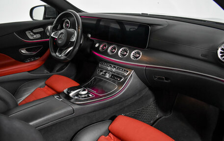 Mercedes-Benz E-Класс, 2017 год, 3 500 000 рублей, 15 фотография