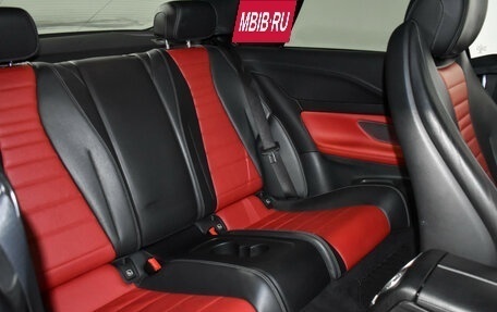 Mercedes-Benz E-Класс, 2017 год, 3 500 000 рублей, 17 фотография