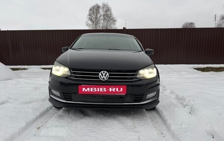 Volkswagen Polo VI (EU Market), 2018 год, 1 300 000 рублей, 2 фотография