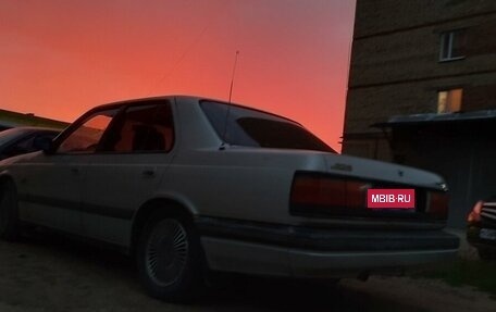 Mazda 929, 1992 год, 160 000 рублей, 9 фотография