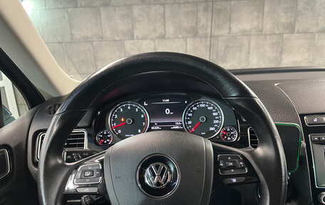 Volkswagen Touareg III, 2015 год, 3 350 000 рублей, 9 фотография