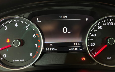 Volkswagen Touareg III, 2015 год, 3 350 000 рублей, 10 фотография