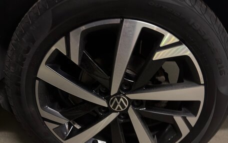 Volkswagen Polo VI (EU Market), 2021 год, 2 200 000 рублей, 33 фотография