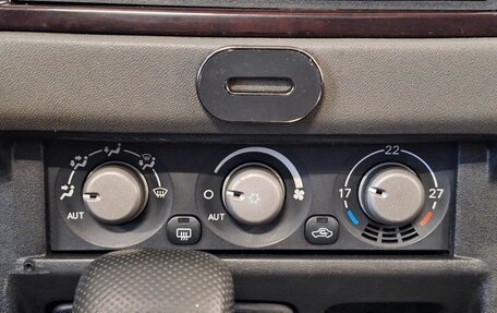 Mitsubishi Pajero III рестайлинг, 2002 год, 830 000 рублей, 10 фотография