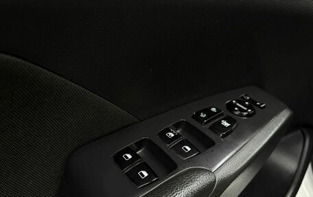 Hyundai Solaris II рестайлинг, 2017 год, 929 900 рублей, 16 фотография