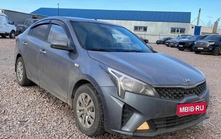 KIA Rio IV, 2021 год, 1 560 000 рублей, 4 фотография