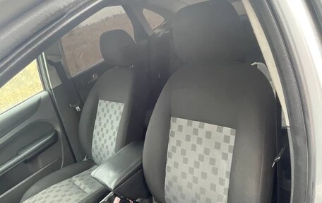 Ford Focus II рестайлинг, 2007 год, 4 фотография