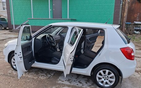 Skoda Fabia II, 2011 год, 650 000 рублей, 7 фотография