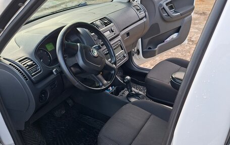 Skoda Fabia II, 2011 год, 650 000 рублей, 6 фотография