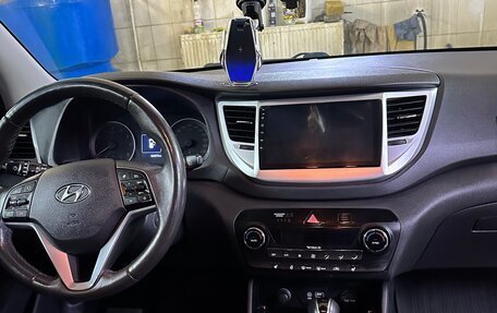 Hyundai Tucson III, 2016 год, 1 800 000 рублей, 16 фотография