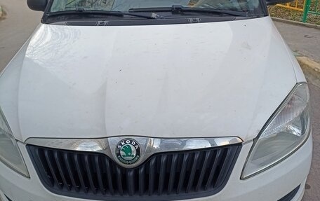 Skoda Fabia II, 2012 год, 700 000 рублей, 1 фотография