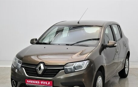 Renault Sandero II рестайлинг, 2018 год, 845 000 рублей, 1 фотография