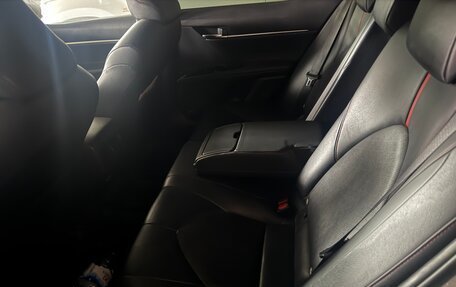 Toyota Camry, 2021 год, 3 470 000 рублей, 9 фотография