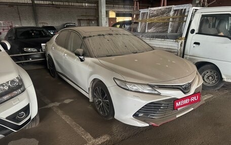 Toyota Camry, 2021 год, 3 470 000 рублей, 3 фотография