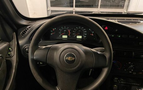 Chevrolet Niva I рестайлинг, 2012 год, 458 000 рублей, 10 фотография